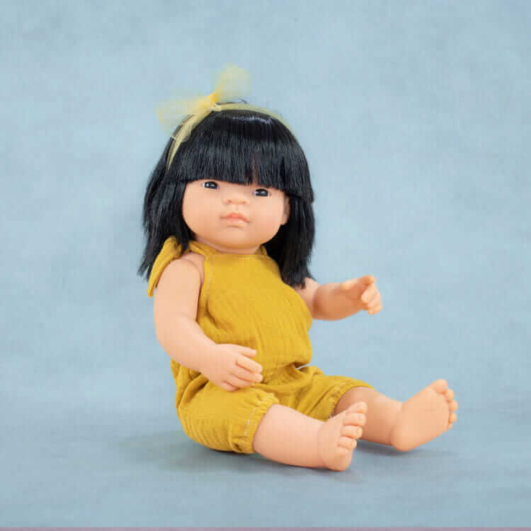 USZKODZONE OPAKOWANIE: Lalka dziewczynka Azjatka My Friends & Me, 38cm / Miniland Doll