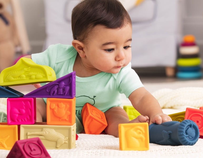 Elemenosqueeze – klocki miękkie – zestaw duży / B.Toys