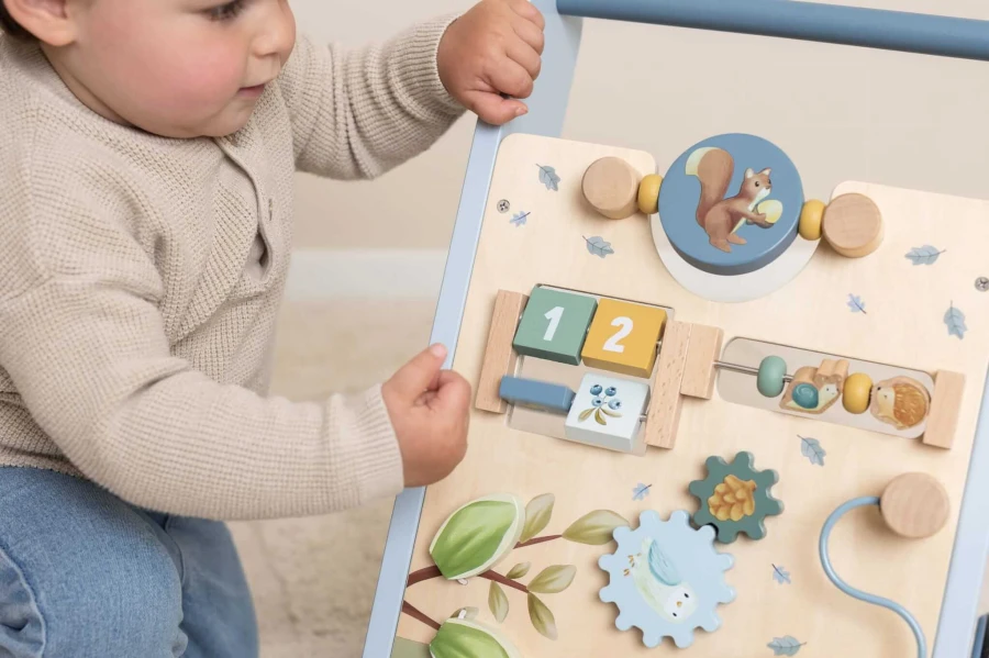 USZKODZONE OPAKOWANIE: Drewniany chodzik edukacyjny Forest Friends FSC / Little Dutch