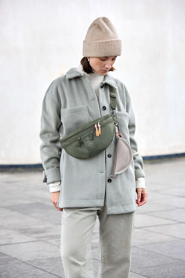Torebka nerka na smakołyki dla psa Emma - dark olive / Palopa