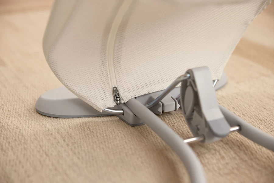 BABYBJORN - leżaczek BEGIN MESH, kremowy