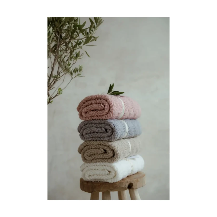 Kocyk ze 100% wełny merino cream Pearl - premium collection / My Memi