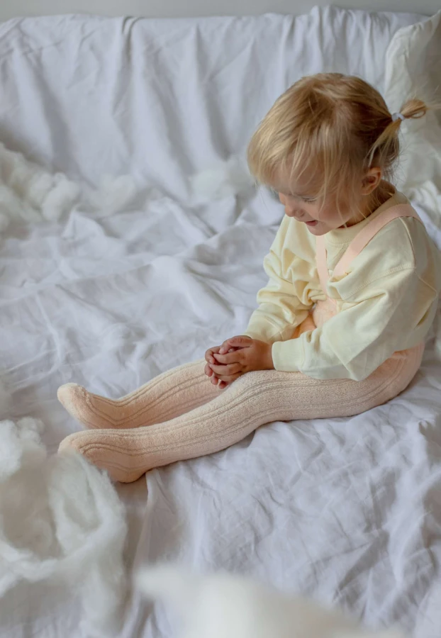 Rajstopki ze stopkami Granny Teddy Footed - Silky Peach / Silly Silas