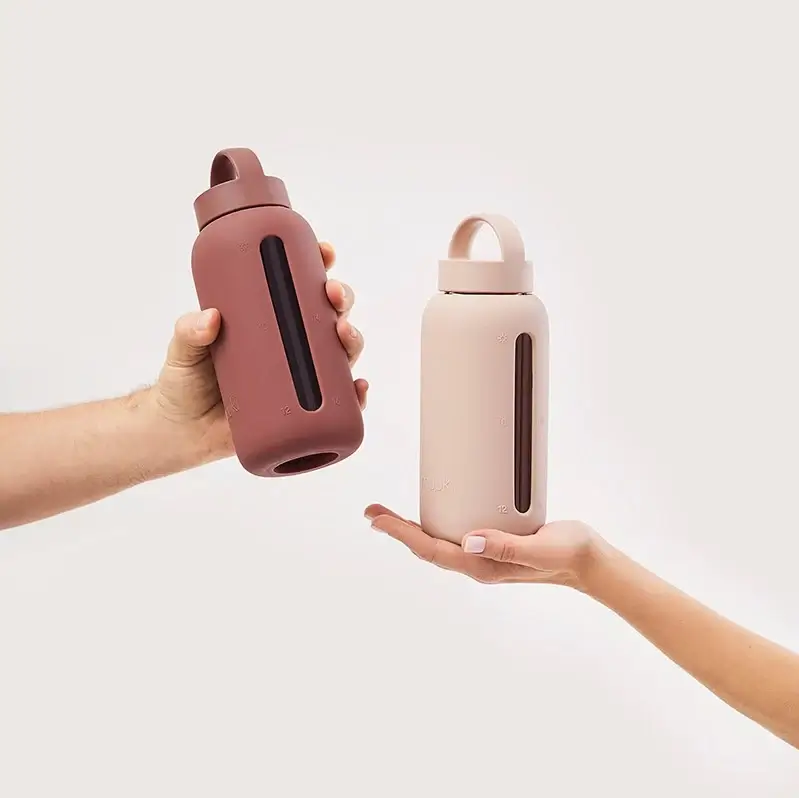 Szklana butelka Daily Bottle, 720 ml - Desert Rose / Muuki