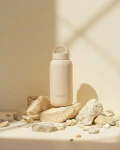 Szklana butelka Daily Bottle, 720 ml - Summer Sand / Muuki