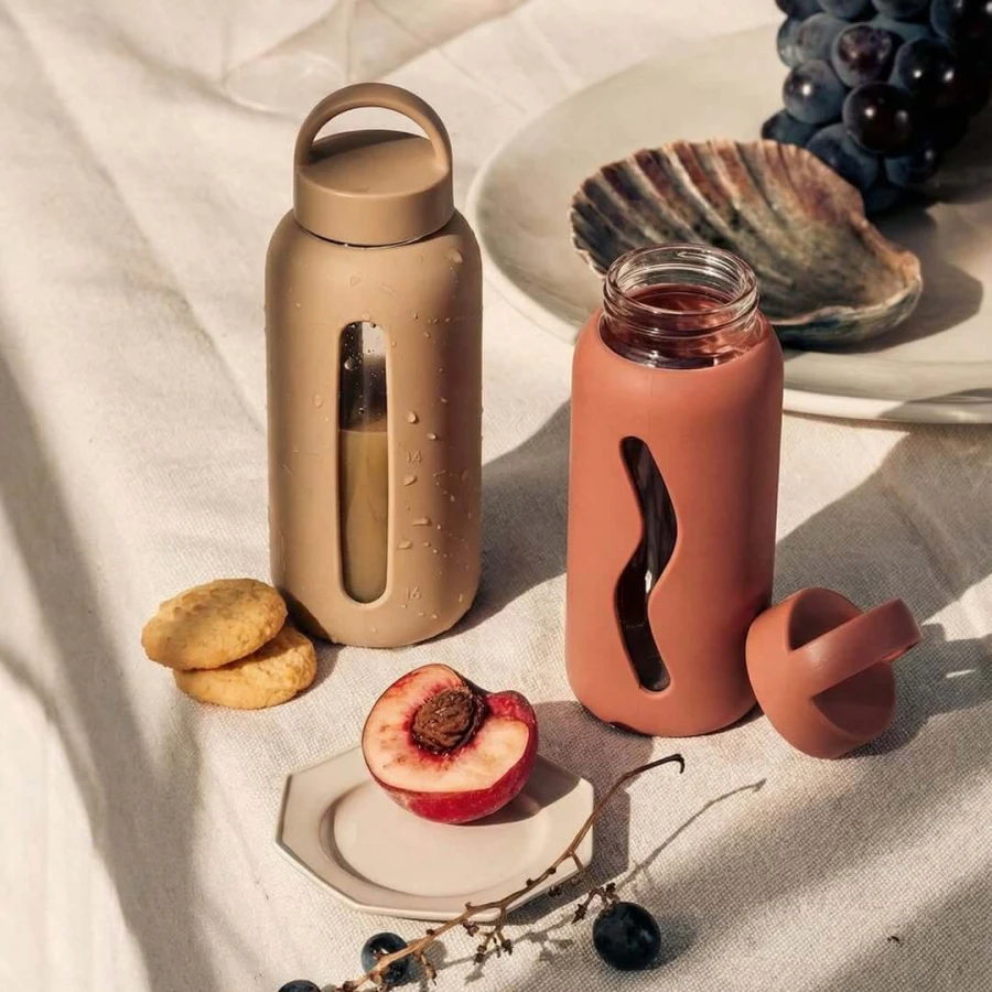 Szklana butelka Daily Bottle, 720 ml - Milk Coffee / Muuki