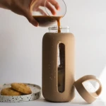 Szklana butelka Daily Bottle, 720 ml - Milk Coffee / Muuki