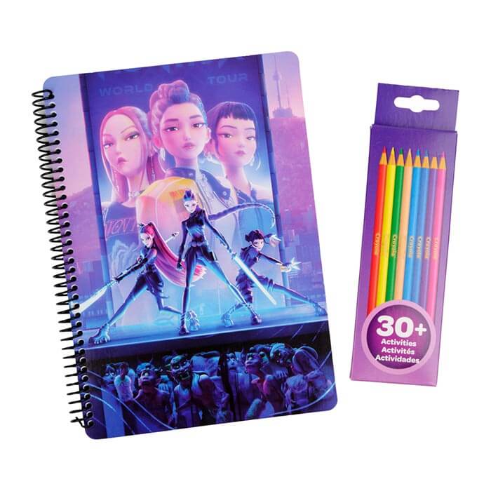 Zestaw artystyczny (szkicownik z zadaniami, papierowe postacie, szablony, kredki ołówkowe) 30+ aktywności KPop Demon Hunters 6+ / Crayola