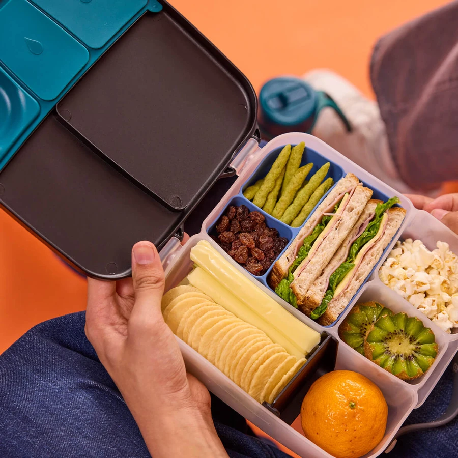 Silikonowy wkład do lunchboxa z dodatkowymi przegródkami, Berry / b.box