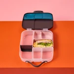 Silikonowy wkład do lunchboxa z dodatkowymi przegródkami, Berry / b.box