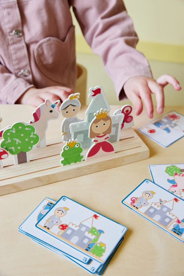 Gra edukacyjna Baśniowe opowieści - słuchaj i układaj, 4+ / BS Toys