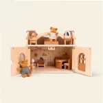 Domek dla lalek z wiewiórkami / Egmont Toys