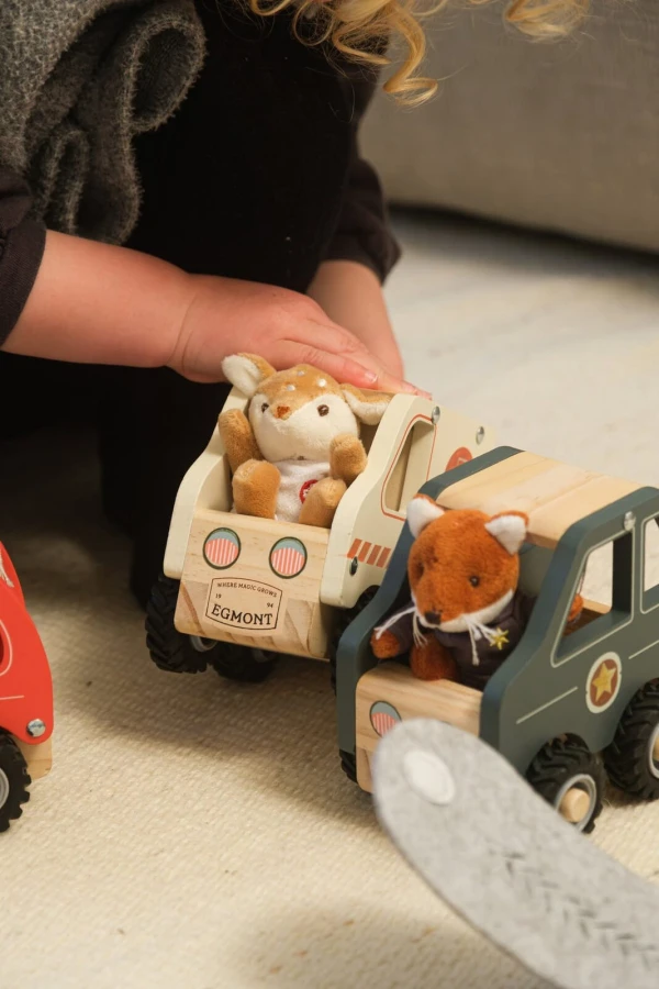 Radiowóz z figurką przyjaciela / Egmont Toys®