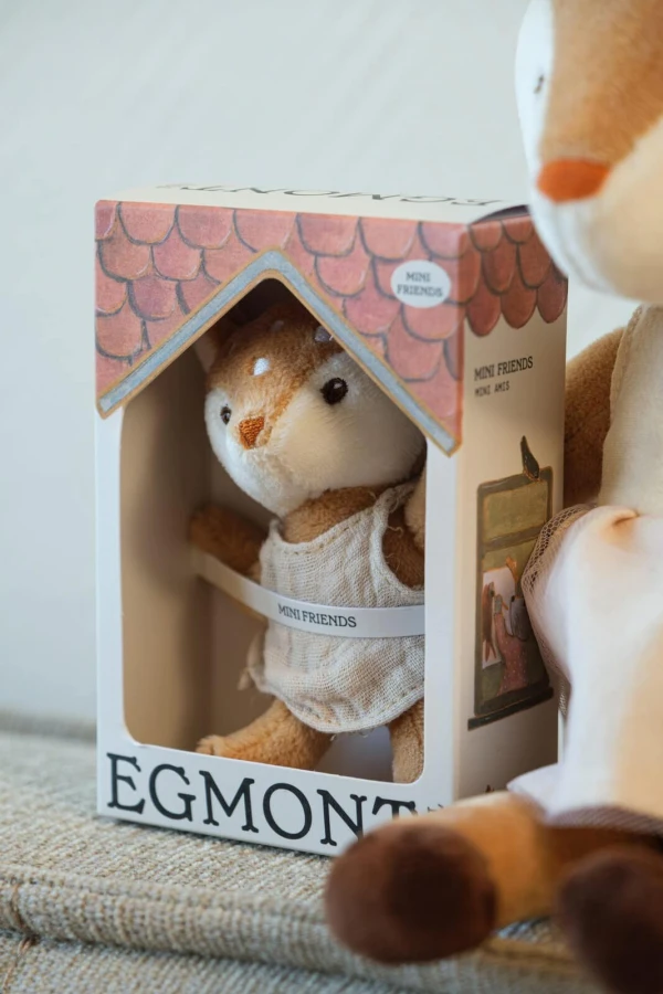 Miniaturowa Sarenka Julia / Egmont Toys