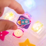 Kostki sensoryczne świecące w wodzie 6szt. - Kosmos / Glo Pals