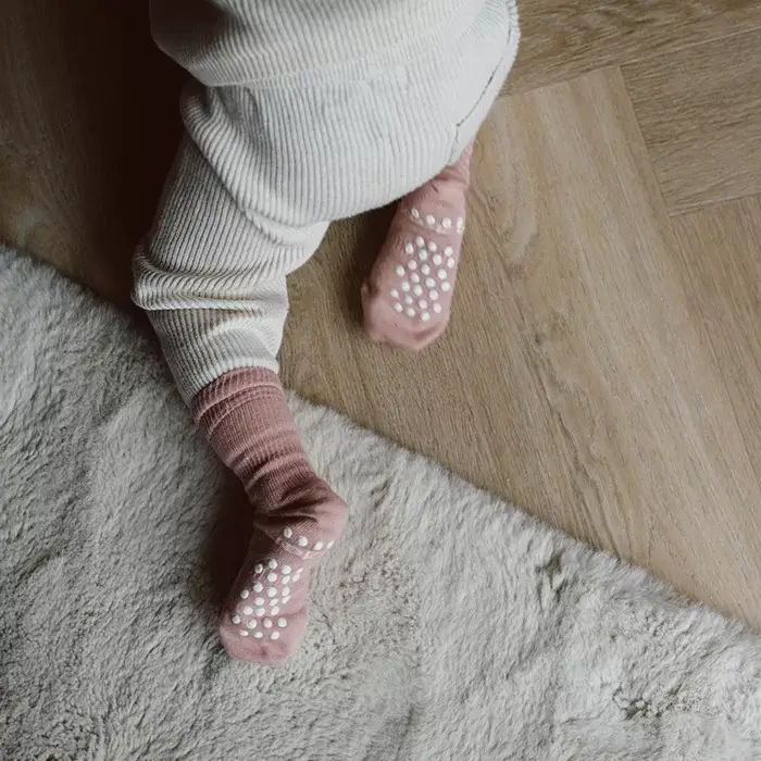 Skarpetki z antypoślizgiem Stay-on-Socks Antislip, Pebble Grey/ KipKep
