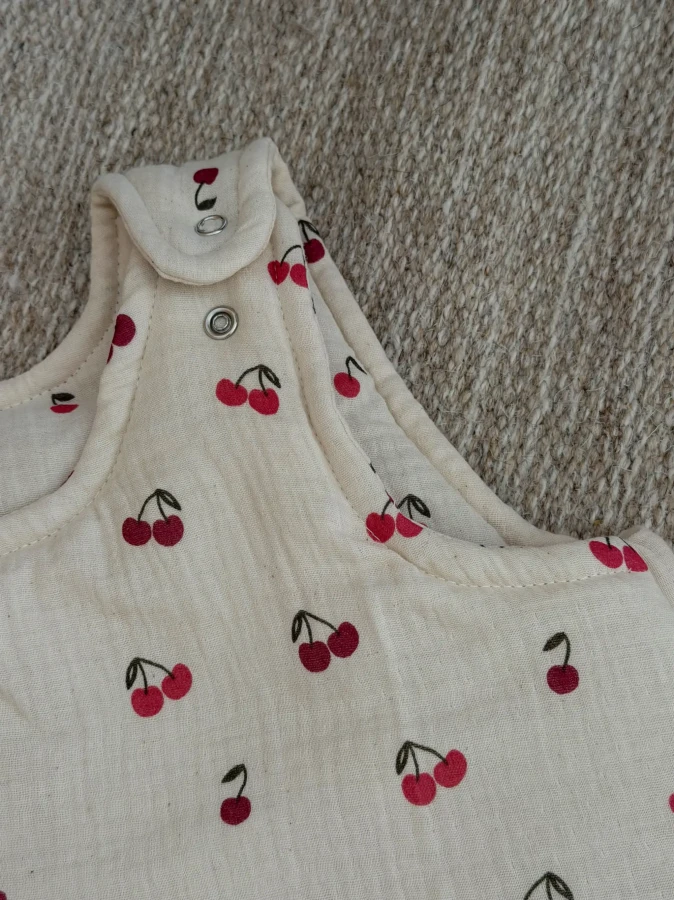 Muślinowy śpiworek Cherries / The Slings