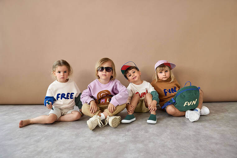 Bluza z bawełny organicznej GOTS Little Gang Free milky / Lassig