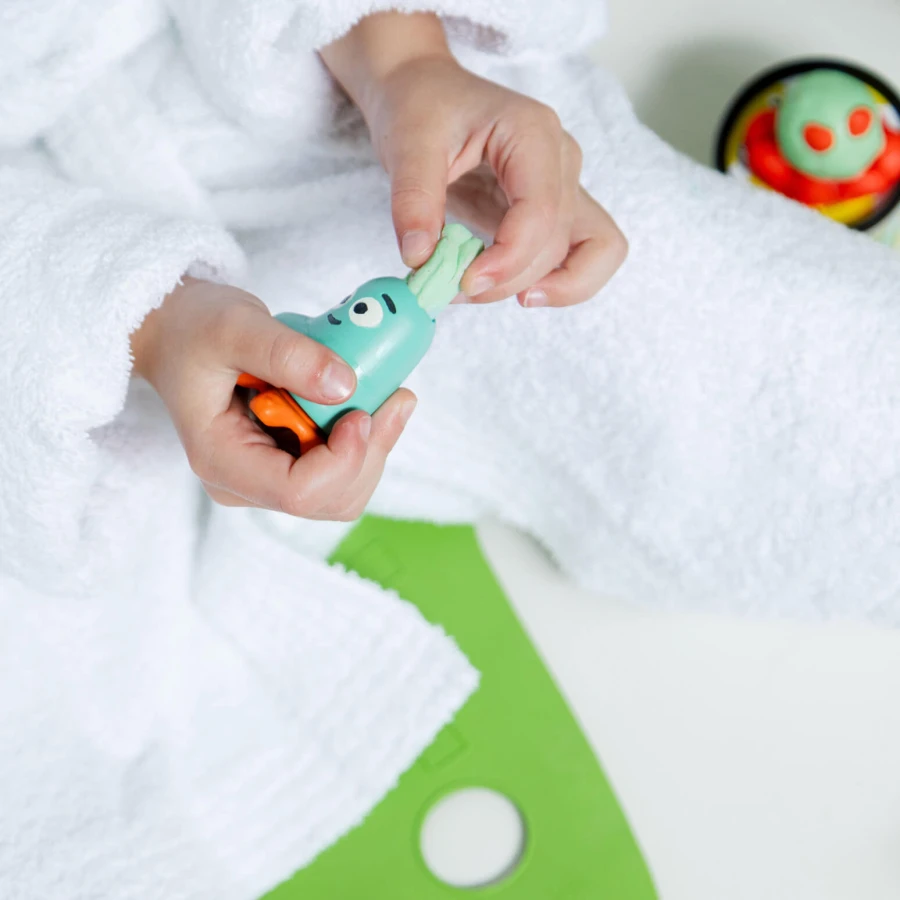 Myjąca ciastolina do kąpieli dla dzieci Pataploof - Zielona i Czerwona + Foremka Bloop / Nailmatic