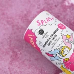 Musująca sól do kąpieli barwiąca wodę dla dzieci Splash, 250 g - Różowa / Nailmatic