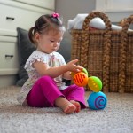 Kula OombeeBall / Fat Brain Toys