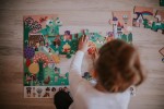 Puzzle obserwacyjne w walizce Baśnie 24 elementy 3+ / Janod