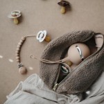 Etui na smoczek Kula Ball Shifting Sand / Mushie