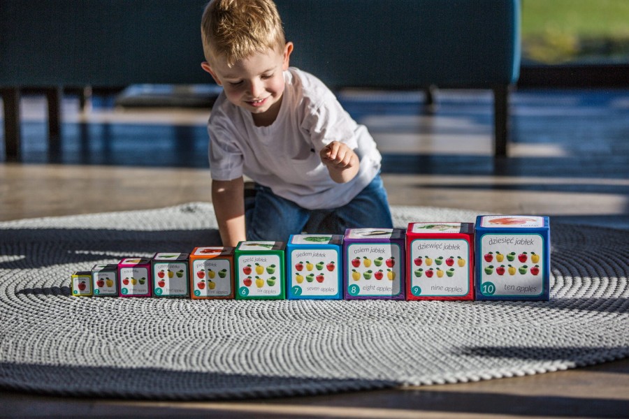 Kartonowe klocki dla dzieci – Owoce i warzywa / Piramida Zabaw