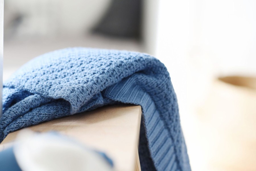 Kocyk bambusowy całoroczny BŁĘKITNY / Poofi