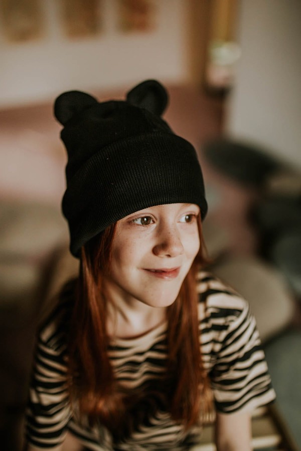 Czapka Puchatka - czarna / Benni