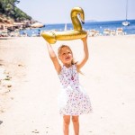 Dmuchany Łabędź gold / The Swim Essentials