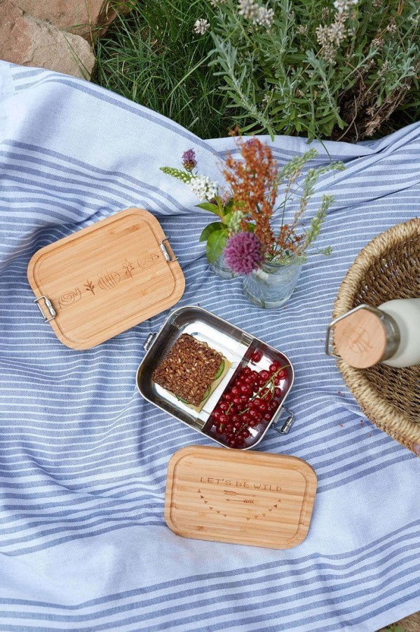 Lunchbox ze stali nierdzewnej z bambusową pokrywką - Garden Explorer / Lassig