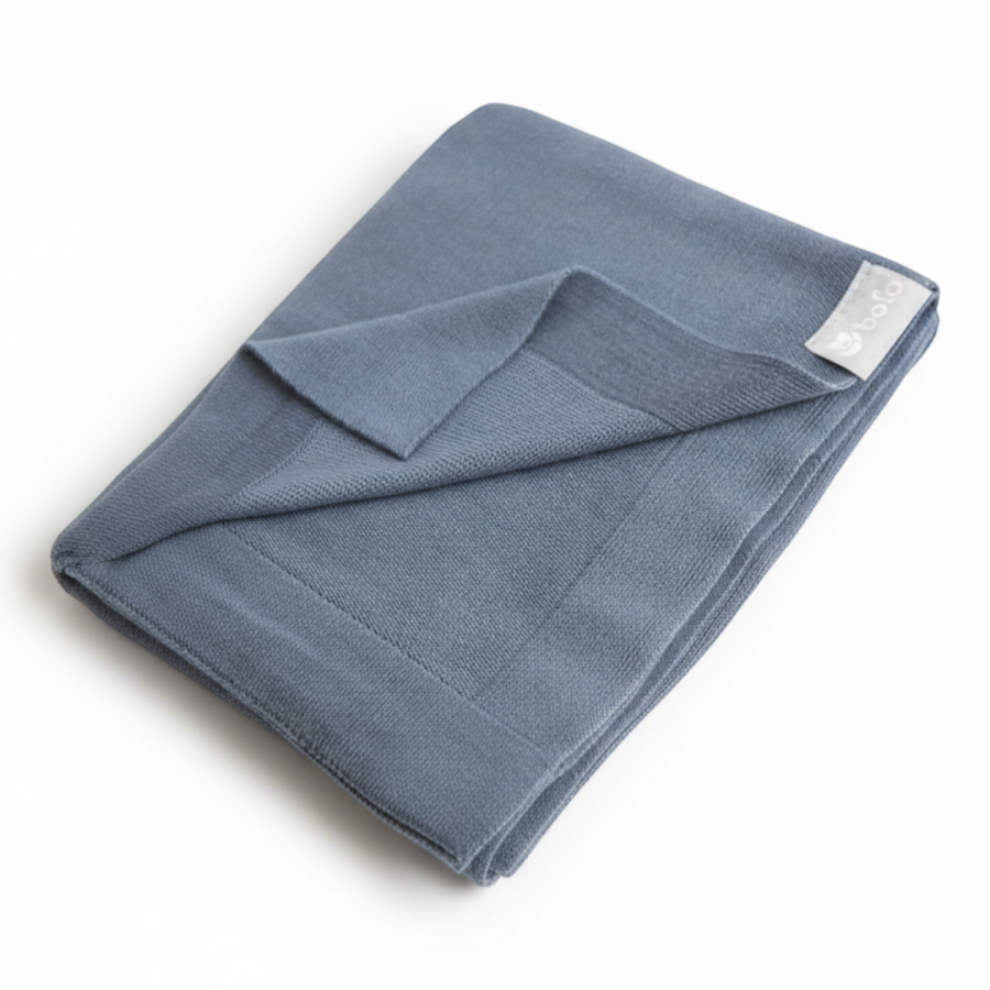 Lekki kocyk bambusowy 80×100 – niebieski / Bolo