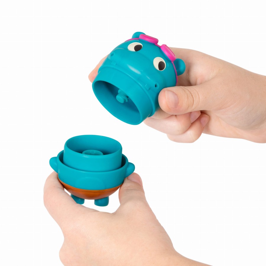 Pull & Go Rider – łódka z napędem i rozkręcaną sikawką / B.Toys