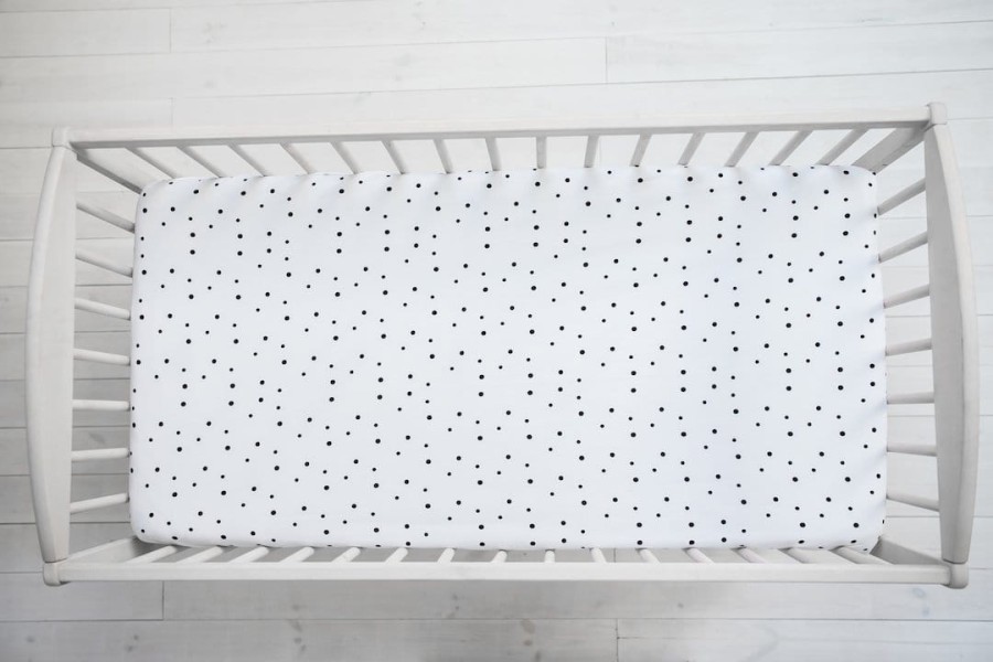 Prześcieradło do łóżeczka We care Czarne Kropki / Sleepee