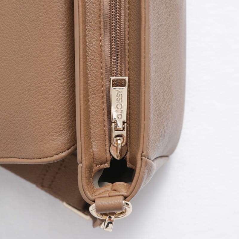 Mała torebka crossbody na ramię dla Mamy KENZA almond / Joissy