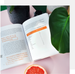 Książka „Co jedzą szczęśliwe bobasy?” / Wydawnictwo Żywieniowo