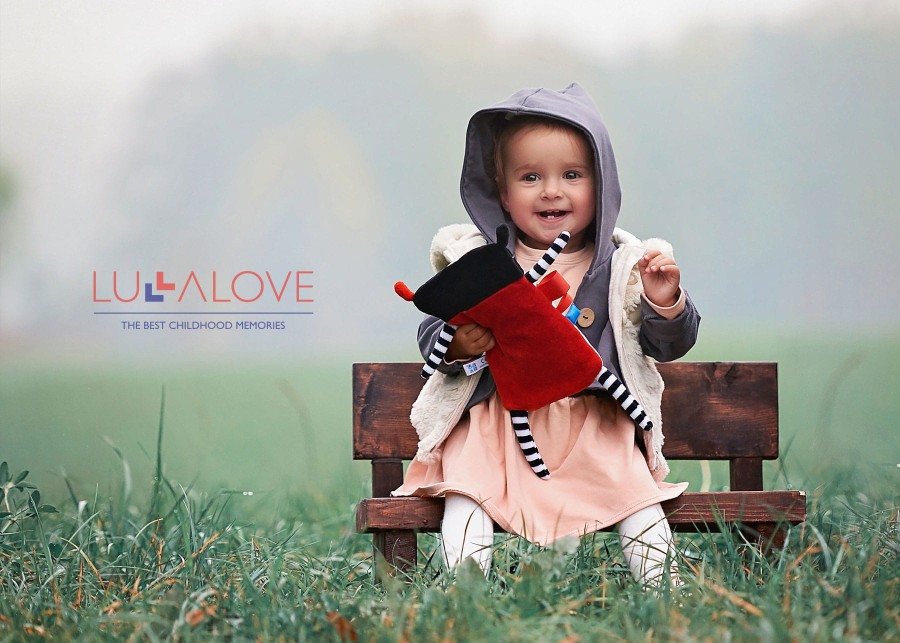 Super Zabawka MrB - przytulanka/termofor na kolkę, kontrastowe kolory / Lullalove