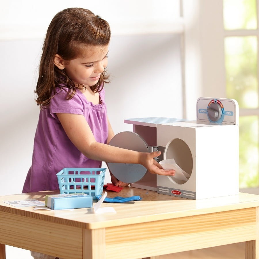 melissa--doug-zestaw-pralnia-suszarnia-prasowalnia-6508236 (2).jpg
