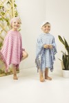 Lniane poncho plażowe z kapturem - różowe paski / Kidspace