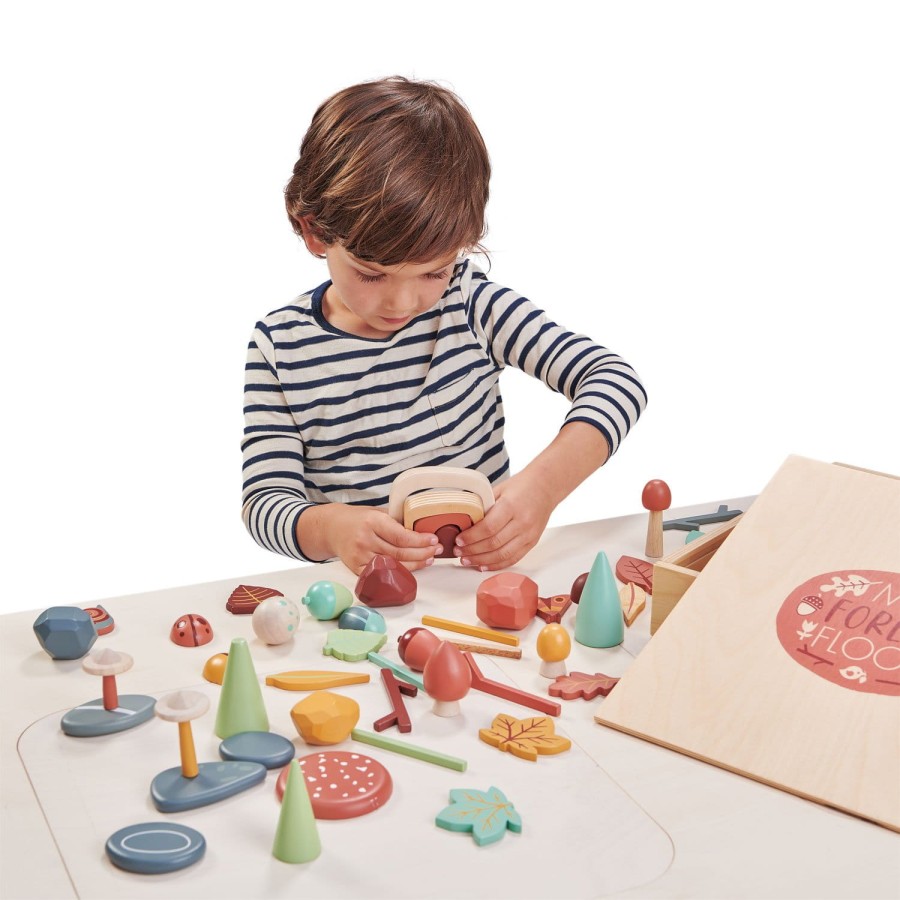 Tender-Leaf-Toys---drewniana-skrzynka-kreatywna---lesne-skarby-4.jpg