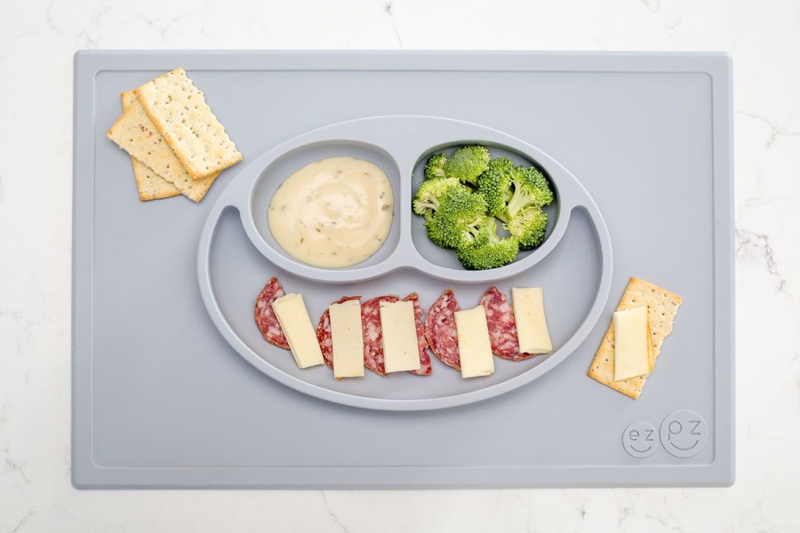 Silikonowy talerzyk z podkładką 2w1 Happy Mat pastelowa szarość / EZPZ