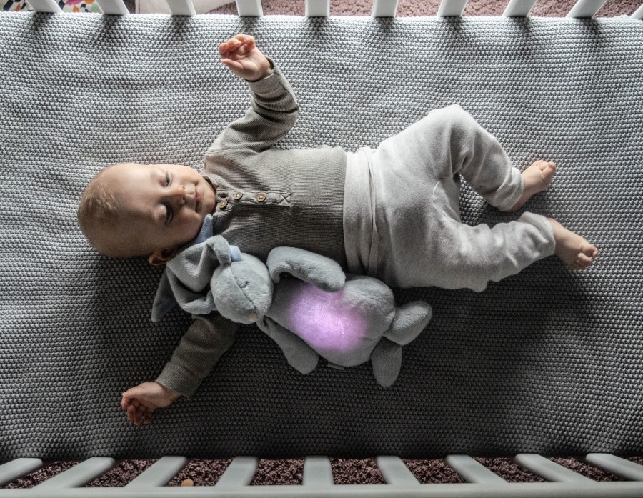 Moonie - szumiący króliczek z lampką nocną Szary, niebieskie uszy