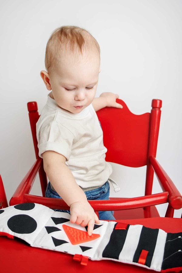 Książeczka Sensoryczna Iluzja /Mom's Care