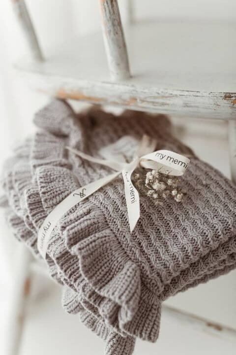 Kocyk bambusowy z falbanką 85x105 light grey /My Memi