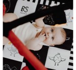 Mata kontrastowa z pałąkiem CZERWONA / BabySteps