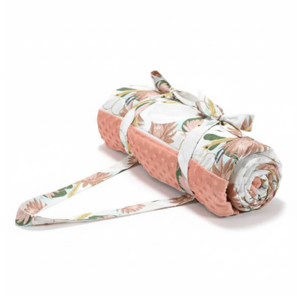 Koc piknikowy z kieszonką, mata do zabawy XXL 180x190 - HERON IN PINK LOTUS, PAPAYA / La Millou