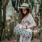 Koc piknikowy z kieszonką, mata do zabawy XXL 180x190 - HERON IN PINK LOTUS, PAPAYA / La Millou