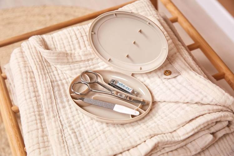 Akcesoria do paznokci Taupe / bébé-jou