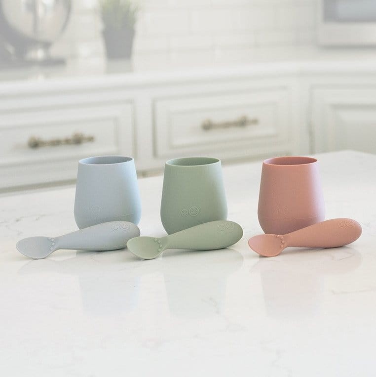 Silikonowy kubeczek Tiny Cup pastelowa szarość / EZPZ